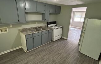 2 beds, 1 bath, $1,050