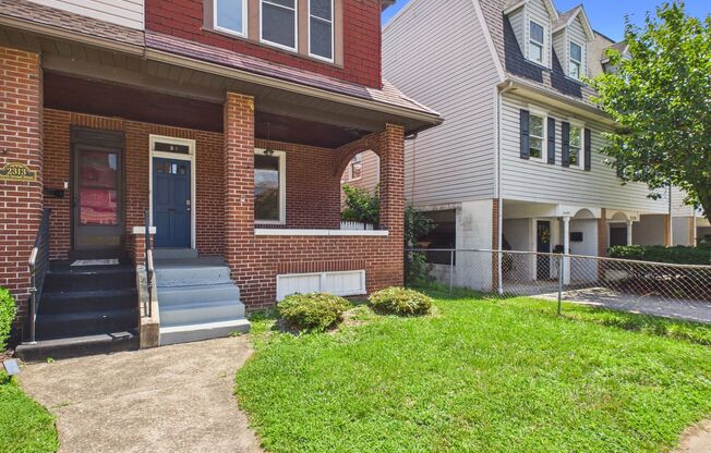 Large 3 Bedroom on 2nd St
