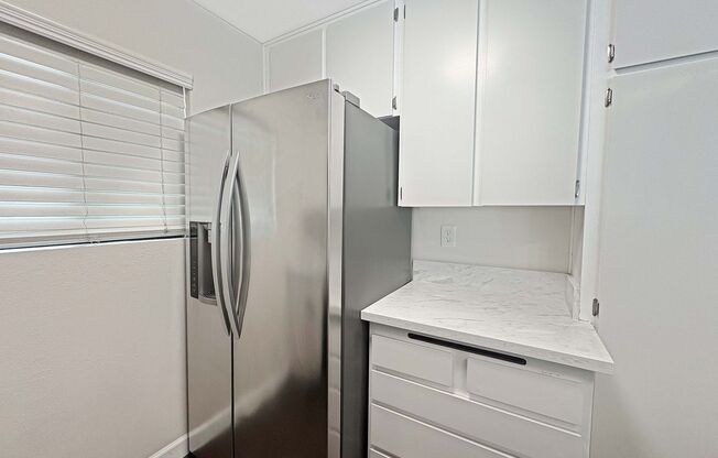 Modern 2BD/2BA Apartment in Peaceful Miramar Community