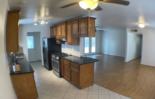 3 beds, 2 baths, $2,600