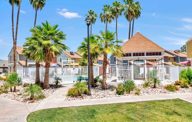 Upgraded Chandler Townhouse!