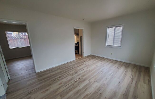 1st Month's Rent is FREE!!! Conveniently Located Newly Remodeled 1 Bed/ 1 Bath Duplex for Rent In San Leandro, Ca!!