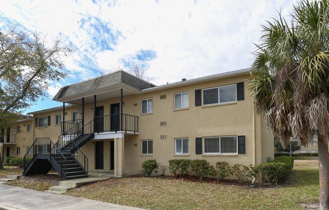 1 bed, 1 bath, 800 sqft, $999