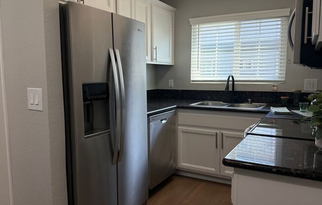2 beds, 1 bath, 850 sqft, $2,670, Unit 861A