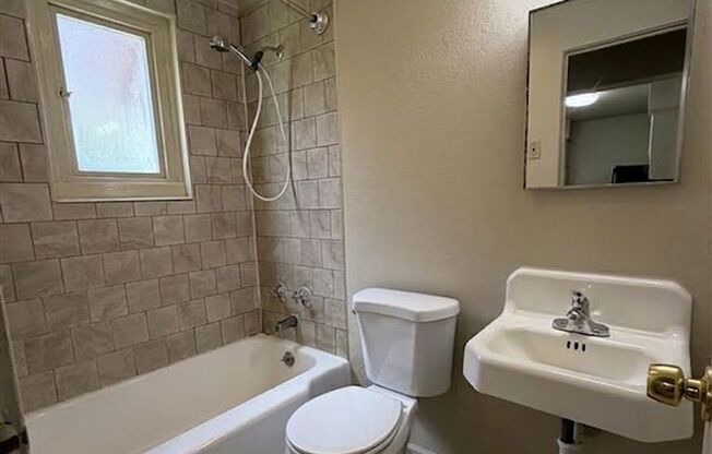 Richardson Court Apartments