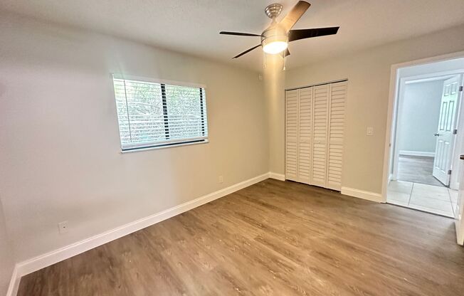 Lakeside Cove Apartments