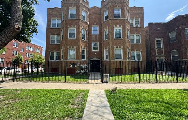 Maywood Homes LLC 7801 S Marshfield