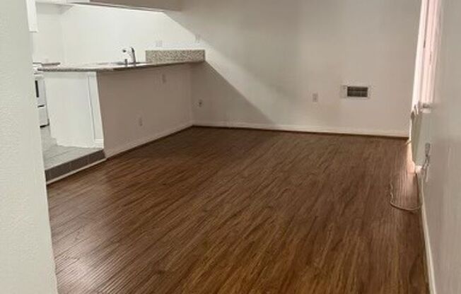 1 bed, 1 bath, 675 sqft, $1,795