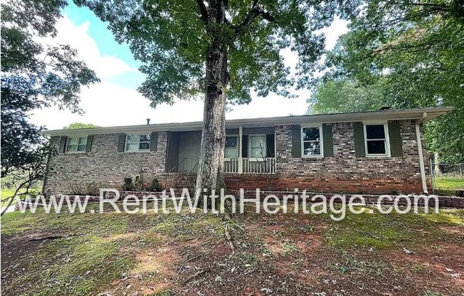 WOW! Fantastic 4Bedroom/ 2 Bath Ranch With All The Upgrades / Great Location / Popular Alexander High School