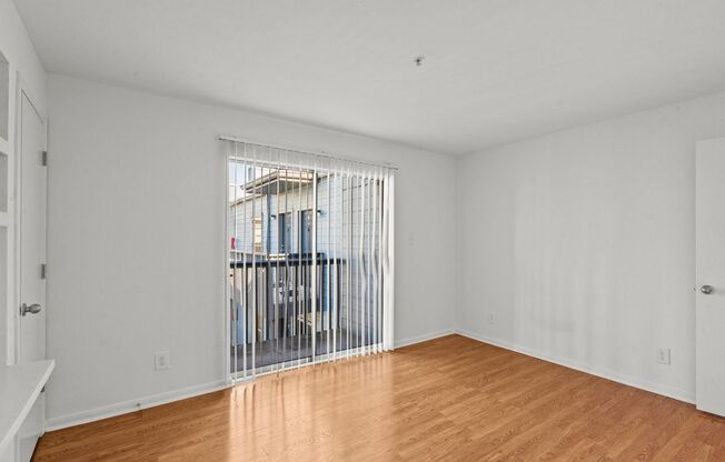 1 bed, 1 bath, 595 sqft, $1,050, Unit #285