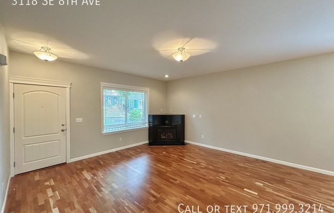 3118 SE 8 AVE