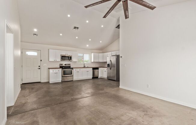 Experience the Best of Downtown Phoenix Living!