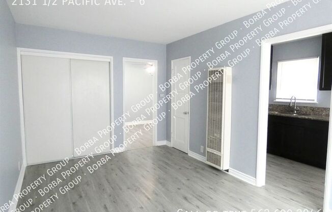 2131 1/2 PACIFIC AVE