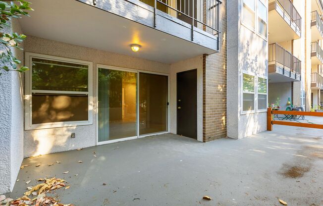1 bed, 1 bath, 855 sqft, $2,250, Unit 209