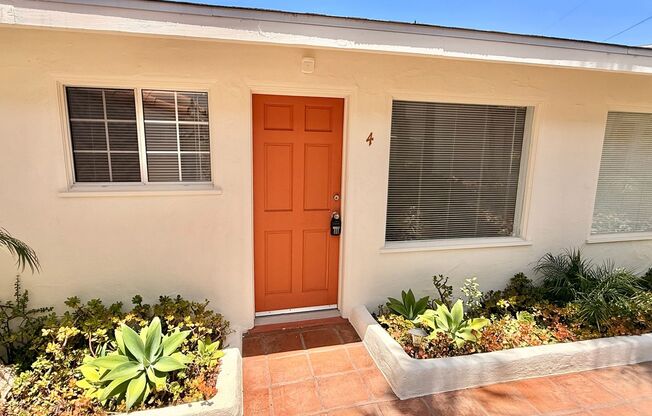 7529 Herschel Ave