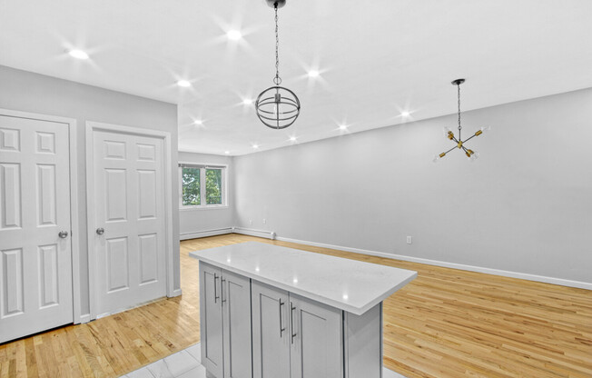 7246 BERGEN CT