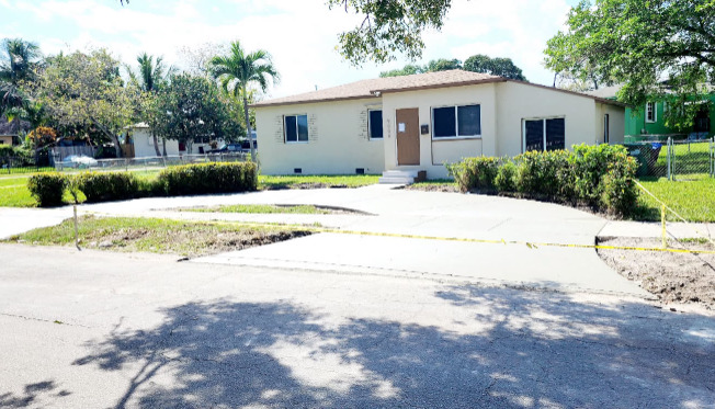 9000 LITTLE RIV BLVD