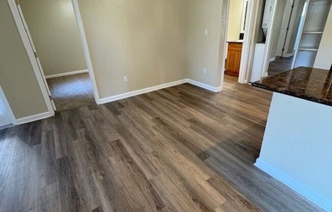 2 beds, 2 baths, 900 sqft, $2,015, Unit 156