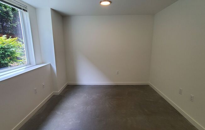 Studio, 1 bath, 248 sqft, $1,295, Unit B10
