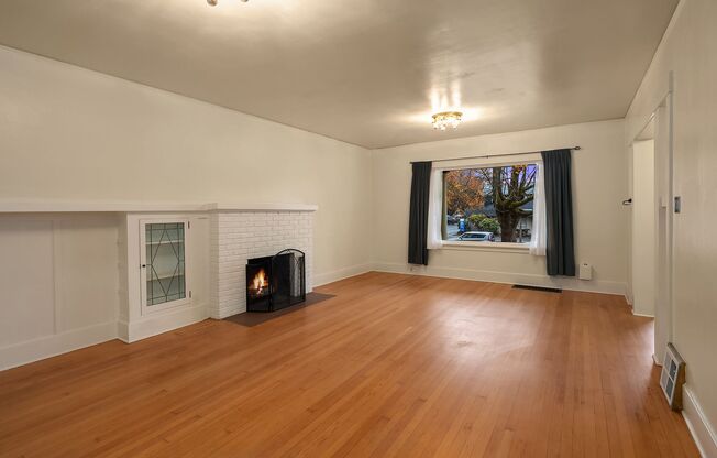 Charming 3 Bedroom In The Heart Of Stadium District