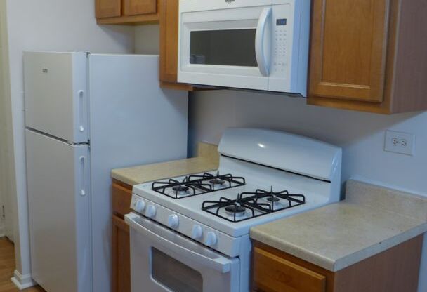 1 bed, 1 bath, 650 sqft, $1,495, Unit 414
