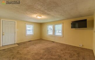 3 beds, 1 bath, $1,250