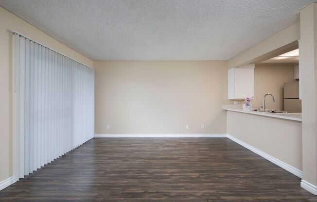 1 bed, 1 bath, 844 sqft, $2,595, Unit 207