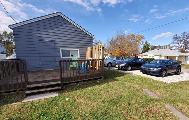 3 beds, 2 baths, $2,550