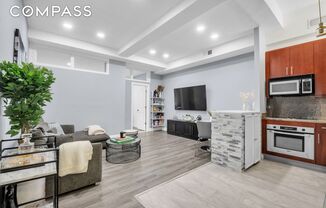 1 bed, 1 bath, 642 sqft, $3,700, Unit 14D