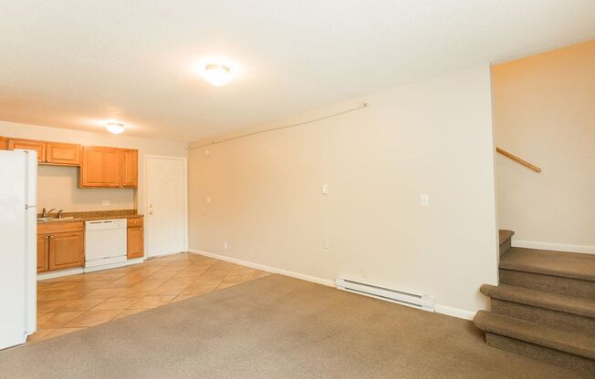 2 beds, 2 baths, 950 sqft, $2,750, Unit Unit #201