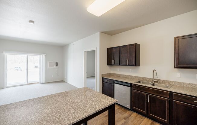 2 beds, 2 baths, 1,008 sqft, $1,715, Unit 315