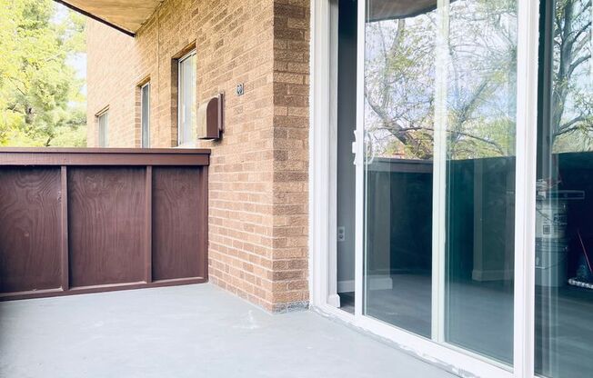 Dina Towers Condominiums