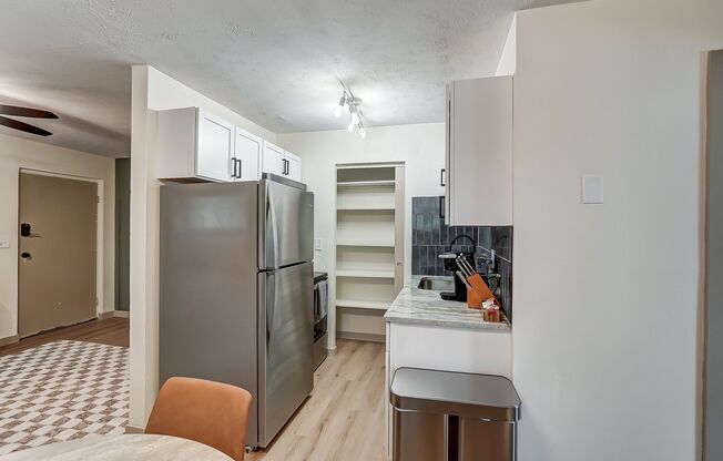 1 bed, 1 bath, $1,685, Unit 8