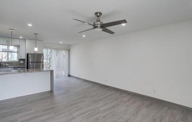 2 Bed/1 Bath La Mesa- 1st Month Free Move in Promotion!