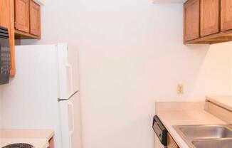kitchen and appliances at Capitol View Apartments in Lincoln Nebraska