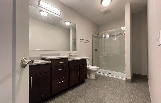 4 beds, 2 baths, 1,900 sqft, $3,695, Unit 1432-306