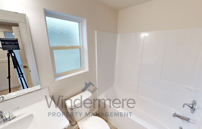 3 beds, 2.5 baths, 1,268 sqft, $1,995, Unit 265 Avery