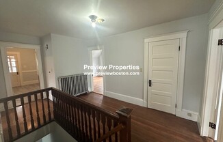 80 CHESTNUT HL AVE
