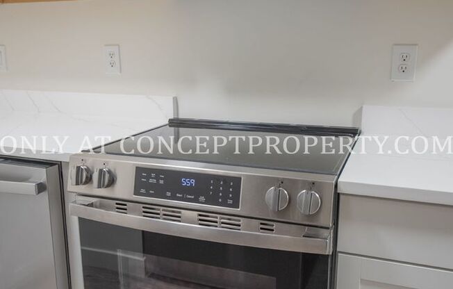 1 bed, 1 bath, 450 sqft, $1,248, Unit 12B
