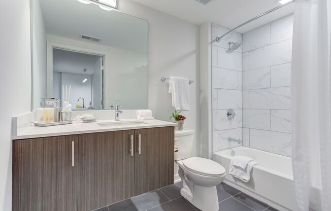 2 beds, 2.5 baths, 985 sqft, $4,199, Unit 1325-709