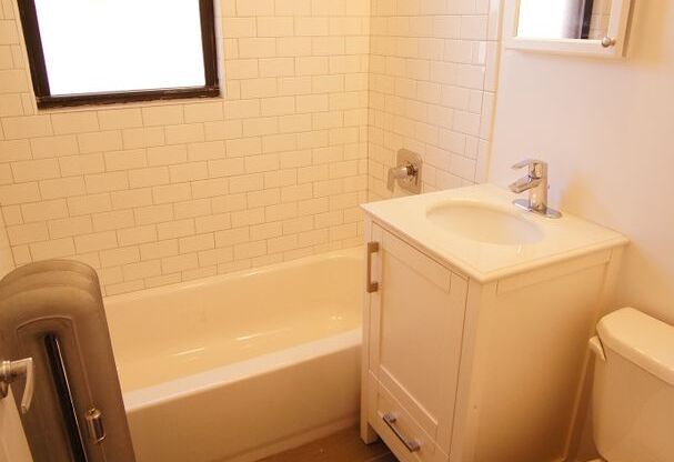 1 bed, 1 bath, 603 sqft, $2,195, Unit 2639-1W