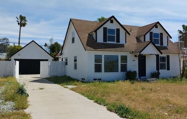 2 story house with a pool in San Bernardino