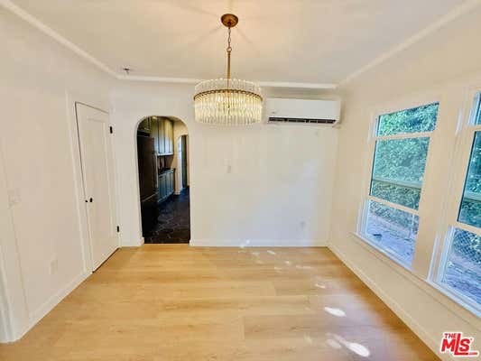 1 bed, 1 bath, 700 sqft, $2,150