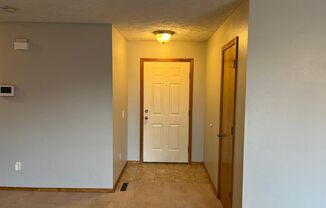 3 beds, 2 baths, $1,600