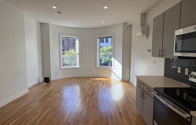 166 NEWBURY ST