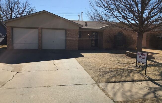 3 beds, 2 baths, $1,400