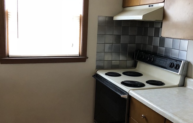 1 bed, 1 bath, 725 sqft, $690