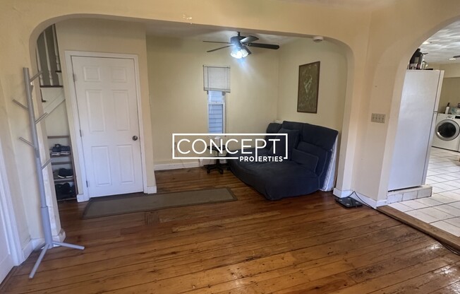 247 ROXBURY ST