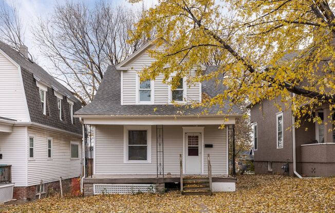 3 Bedroom Midtown Home!