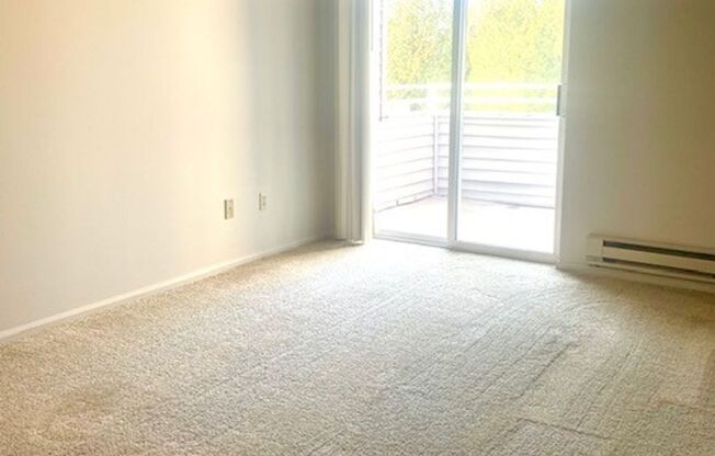 2 beds, 2 baths, 1,004 sqft, $2,495, Unit 102